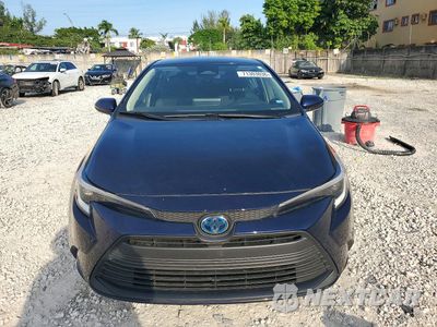 Piąte zdjęcie samochodu w środku: 2025 TOYOTA COROLLA HYBRID LE VIN:JTDBCMFE0S3081464 - miniatura