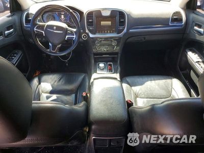 Zdjęcie 8 z 12 samochodu: 2015 CHRYSLER 300 LIMITED VIN:2C3CCAAG2FH802693 - miniatura