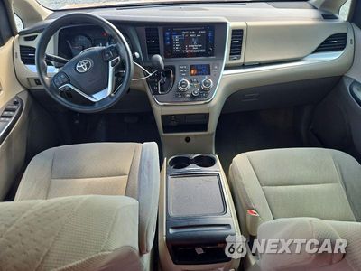 Zdjęcie 8 z 14 samochodu: 2015 TOYOTA SIENNA LE VIN:5TDKK3DC0FS645620 - miniatura