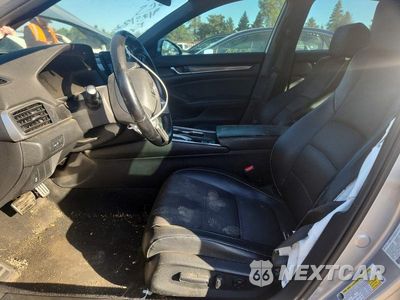 Zdjęcie 7 z 13 samochodu: 2018 HONDA ACCORD SPORT VIN:1HGCV1F37JA248989 - miniatura