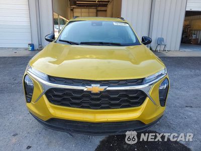 Piąte zdjęcie samochodu w środku: 2024 CHEVROLET TRAX ACTIV VIN:KL77LKE25RC014299 - miniatura