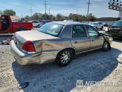 Trzecie zdjęcie samochodu z tyłu: 2004 FORD CROWN VICTORIA LX VIN:2FAFP74W64X115681 - miniatura