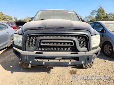 Piąte zdjęcie samochodu w środku: 2016 RAM 1500 SLT VIN:1C6RR7GM8GS243768 - miniatura