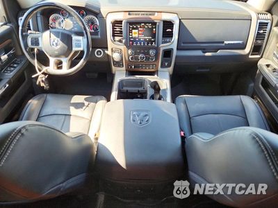 Zdjęcie 8 z 12 samochodu: 2018 RAM 1500 LARAMIE VIN:1C6RR7NM6JS256786 - miniatura