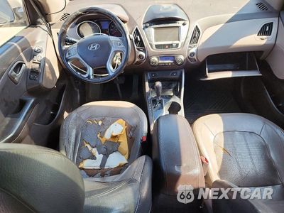 Zdjęcie 8 z 12 samochodu: 2010 HYUNDAI TUCSON LIMITED VIN:KM8JU3AC4AU081738 - miniatura