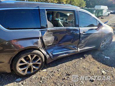 Zdjęcie 9 z 10 samochodu: 2017 CHRYSLER PACIFICA LIMITED VIN:2C4RC1GG2HR599430 - miniatura