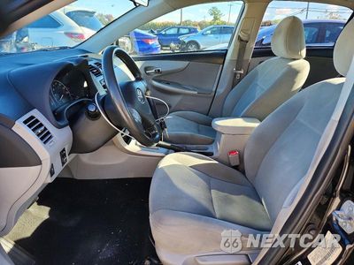 Zdjęcie 7 z 12 samochodu: 2012 TOYOTA COROLLA LE VIN:5YFBU4EE5CP041470 - miniatura