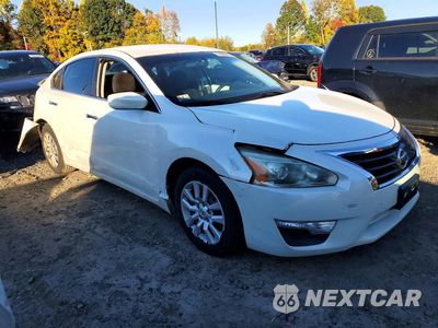Czwarte zdjęcie samochodu z boku: 2015 NISSAN ALTIMA 2.5 S VIN:1N4AL3AP1FC236002 - miniatura