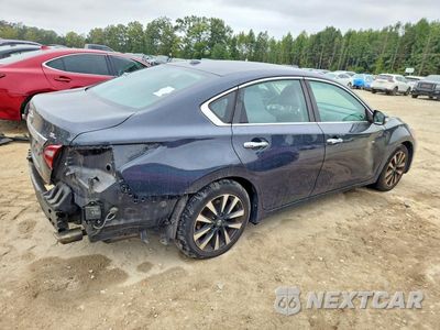 Trzecie zdjęcie samochodu z tyłu: 2018 NISSAN ALTIMA 2.5 SL VIN:1N4AL3APXJC284638 - miniatura
