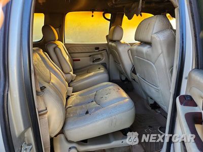 Zdjęcie 11 z 13 samochodu: 2005 CADILLAC ESCALADE ESV VIN:3GYFK66N95G143570 - miniatura