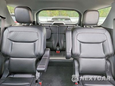 Zdjęcie 10 z 14 samochodu: 2023 FORD EXPLORER XLT VIN:1FMSK8DH7PGC22663 - miniatura