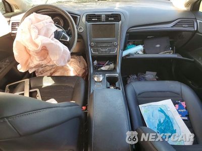 Zdjęcie 8 z 12 samochodu: 2018 FORD FUSION SE VIN:3FA6P0HD3JR176934 - miniatura