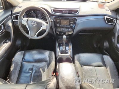 Zdjęcie 8 z 13 samochodu: 2014 NISSAN ROGUE S VIN:5N1AT2MV3EC838957 - miniatura