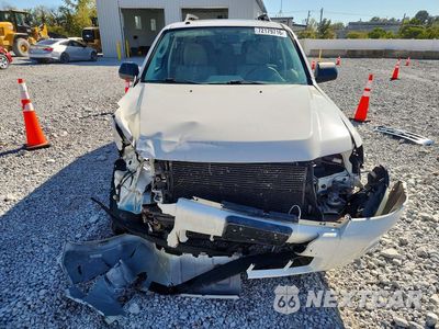 Piąte zdjęcie samochodu w środku: 2010 FORD ESCAPE XLT VIN:1FMCU0D7XAKC31109 - miniatura
