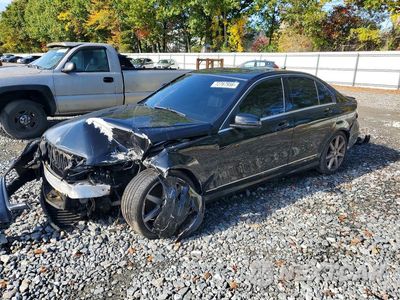 2014 MERCEDES-BENZ C 300 4MATIC WDDGF8AB5EA967691 - główne zdjęcie licytacji z USA - miniatura