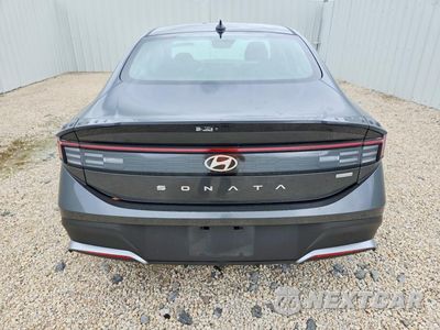 Zdjęcie 6 z 12 samochodu: 2026 HYUNDAI SONATA HYBRID BLUE VIN:KMHL24JJ6TA145995 - miniatura