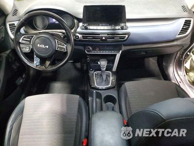 Zdjęcie 8 z 13 samochodu: 2022 KIA SELTOS S VIN:KNDEU2AA6N7295133 - miniatura