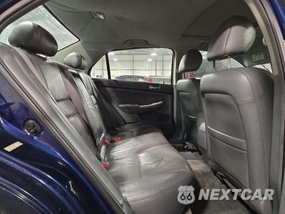 Zdjęcie 10 z 13 samochodu: 2007 HONDA ACCORD EX VIN:1HGCM56847A158472 - miniatura