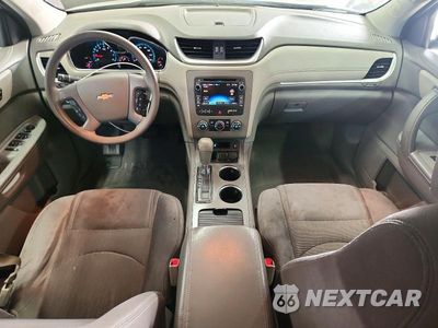 Zdjęcie 8 z 13 samochodu: 2017 CHEVROLET TRAVERSE LS VIN:1GNKRFED9HJ327216 - miniatura