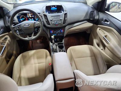 Zdjęcie 8 z 13 samochodu: 2017 FORD ESCAPE SE VIN:1FMCU0GDXHUC17615 - miniatura
