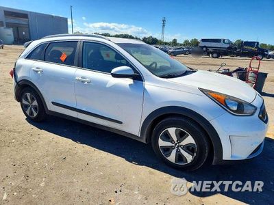 Czwarte zdjęcie samochodu z boku: 2017 KIA NIRO LX VIN:KNDCB3LC6H5048387 - miniatura