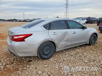 Trzecie zdjęcie samochodu z tyłu: 2017 NISSAN ALTIMA 2.5 S VIN:1N4AL3AP5HC296755 - miniatura