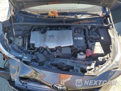 Zdjęcie 11 z 12 samochodu: 2017 TOYOTA PRIUS TWO ECO VIN:JTDKARFU2H3031717 - miniatura