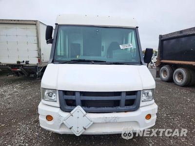 Piąte zdjęcie samochodu w środku: 2017 ISUZU REACH DELIVERY VAN VIN:JALB4T173H7W00426 - miniatura
