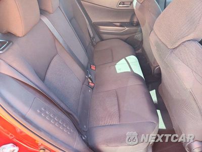 Zdjęcie 10 z 13 samochodu: 2018 TOYOTA C-HR XLE VIN:NMTKHMBX8JR010405 - miniatura