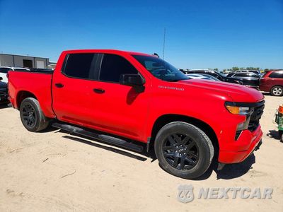 Czwarte zdjęcie samochodu z boku: 2025 CHEVROLET SILVERADO C1500 CUSTOM VIN:3GCPABEK4SG113160 - miniatura