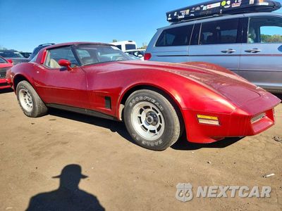 Czwarte zdjęcie samochodu z boku: 1981 CHEVROLET CORVETTE VIN:1G1AY8766B5100320 - miniatura