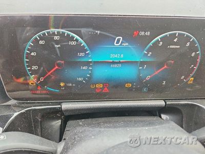 Zdjęcie 9 z 14 samochodu: 2022 MERCEDES-BENZ GLA 250 4MATIC VIN:W1N4N4HB9NJ380434 - miniatura