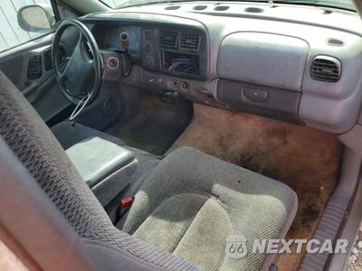 Zdjęcie 8 z 12 samochodu: 1997 DODGE DAKOTA VIN:1B7GL23Y5VS236318 - miniatura