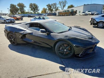 Czwarte zdjęcie samochodu z boku: 2021 CHEVROLET CORVETTE STINGRAY 2LT VIN:1G1YB2D46M5106587 - miniatura