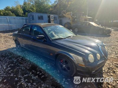 Czwarte zdjęcie samochodu z boku: 2000 JAGUAR S-TYPE VIN:SAJDA01C1YFL13883 - miniatura