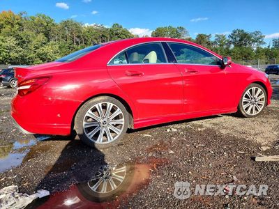 Trzecie zdjęcie samochodu z tyłu: 2019 MERCEDES-BENZ CLA 250 4MATIC VIN:WDDSJ4GB1KN721637 - miniatura