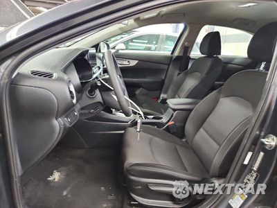Zdjęcie 7 z 12 samochodu: 2024 KIA FORTE LXS VIN:3KPF24AD1RE774176 - miniatura