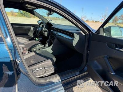 Piąte zdjęcie samochodu w środku: 2022 VOLKSWAGEN PASSAT R-LINE VIN:1VWMA7A33NC005566 - miniatura