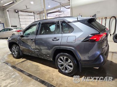 Drugie zdjęcie samochodu z przodu: 2025 TOYOTA RAV4 XLE PREMIUM VIN:2T3B6RFVXSW089203 - miniatura