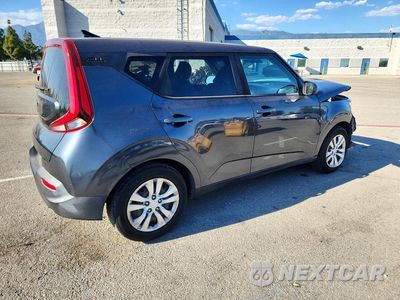 Trzecie zdjęcie samochodu z tyłu: 2020 KIA SOUL LX VIN:KNDJ23AU5L7097287 - miniatura