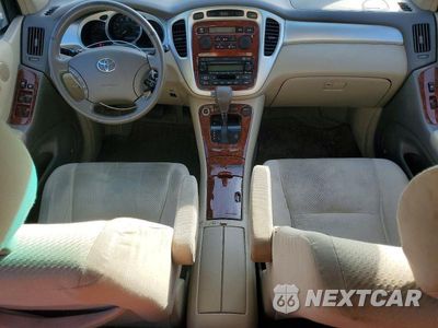 Zdjęcie 8 z 12 samochodu: 2004 TOYOTA HIGHLANDER LIMITED VIN:JTEDP21A840009613 - miniatura