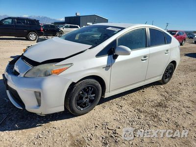 2013 TOYOTA PRIUS THREE JTDKN3DU9D5674746 - główne zdjęcie licytacji z USA - miniatura
