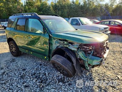 Czwarte zdjęcie samochodu z boku: 2025 FORD BRONCO SPORT BADLANDS VIN:3FMCR9DA6SRE83616 - miniatura