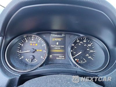 Zdjęcie 9 z 12 samochodu: 2017 NISSAN ROGUE S VIN:KNMAT2MV7HP535956 - miniatura