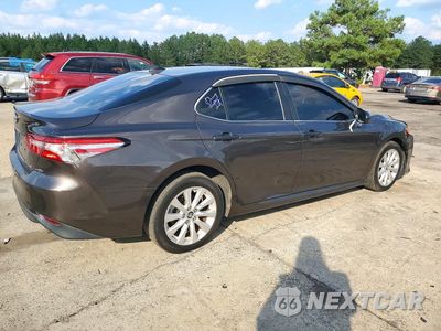 Trzecie zdjęcie samochodu z tyłu: 2019 TOYOTA CAMRY LE VIN:4T1B11HK4KU799970 - miniatura