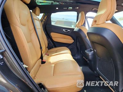 Zdjęcie 11 z 13 samochodu: 2020 VOLVO XC60 T5 MOMENTUM VIN:YV4102RK5L1468743 - miniatura