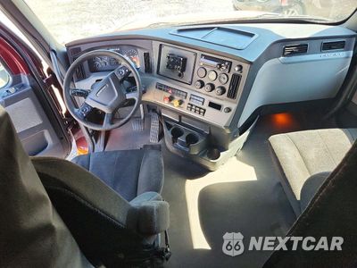 Zdjęcie 8 z 14 samochodu: 2020 FREIGHTLINER CASCADIA 126 VIN:3AKJHHDV3LSLF6049 - miniatura