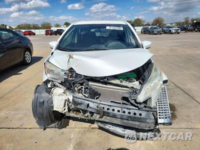 Piąte zdjęcie samochodu w środku: 2015 NISSAN VERSA NOTE SV VIN:3N1CE2CP4FL400435 - miniatura
