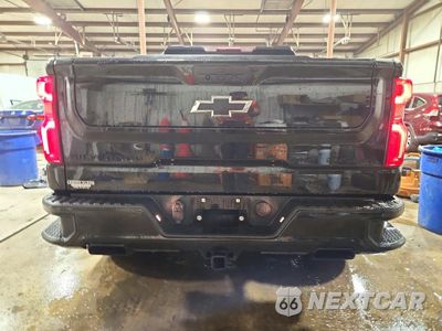 Zdjęcie 6 z 12 samochodu: 2021 CHEVROLET SILVERADO K1500 TRAIL BOSS CUSTOM VIN:1GCPYCEF0MZ447841 - miniatura