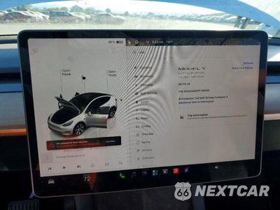 Zdjęcie 9 z 12 samochodu: 2023 TESLA MODEL Y VIN:7SAYGAEE1PF740194 - miniatura